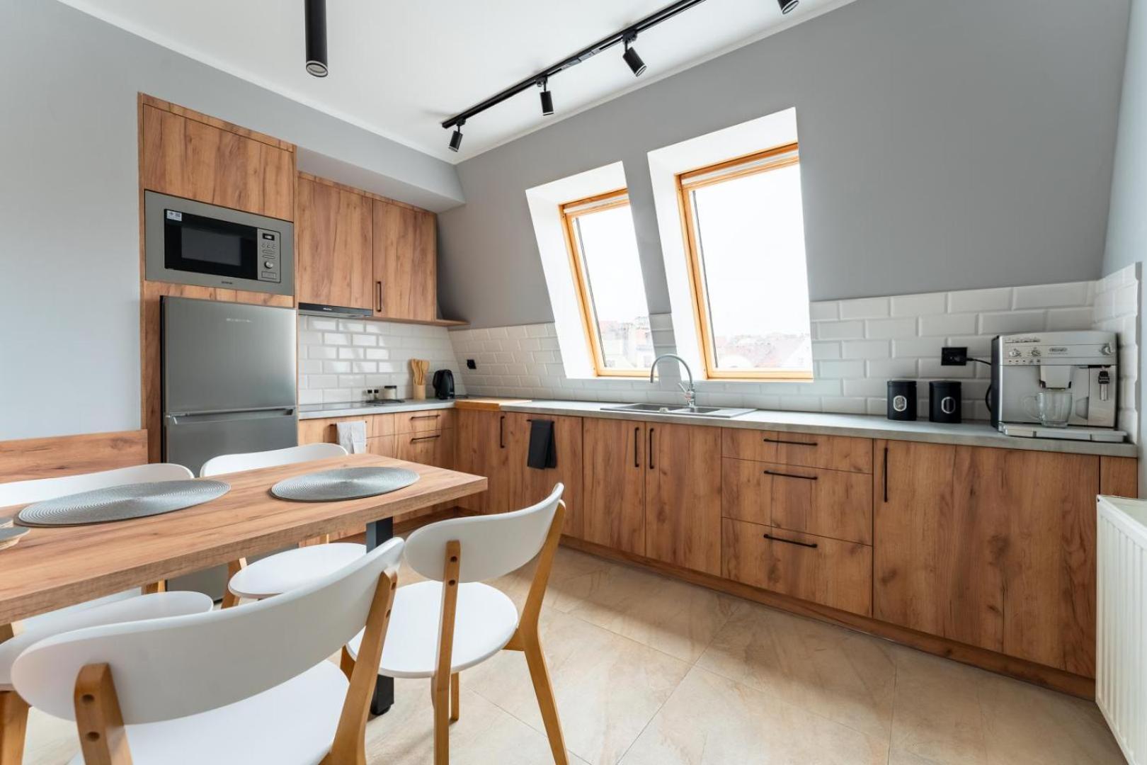 Apartament Przy Baszcie - Z Prywatnym Parkingiem W Centrum - By Spaceapart 耶莱尼亚古拉 外观 照片