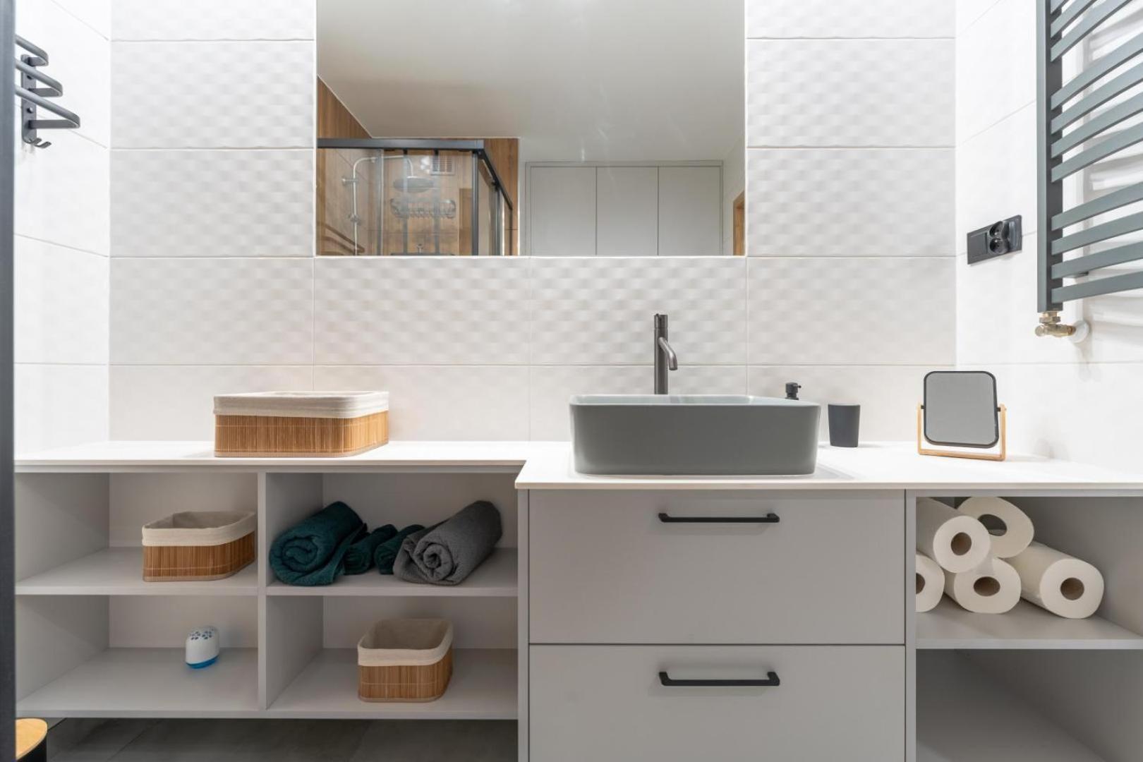 Apartament Przy Baszcie - Z Prywatnym Parkingiem W Centrum - By Spaceapart 耶莱尼亚古拉 外观 照片