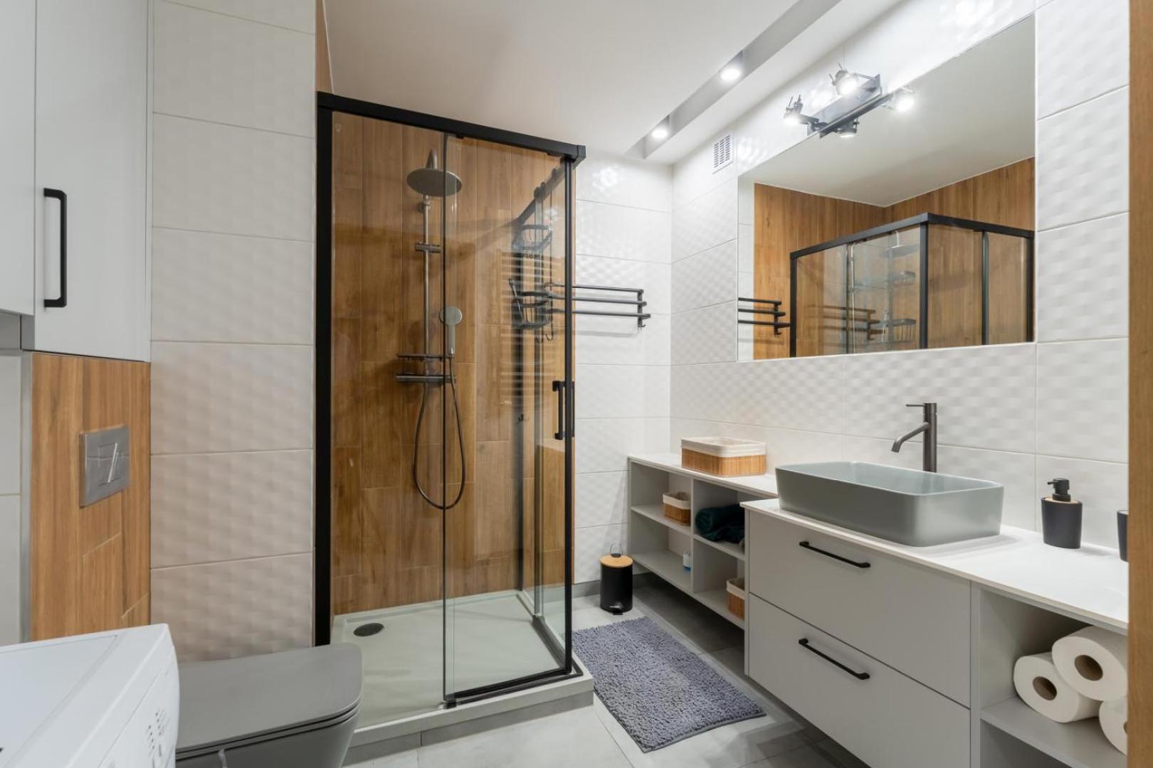 Apartament Przy Baszcie - Z Prywatnym Parkingiem W Centrum - By Spaceapart 耶莱尼亚古拉 外观 照片
